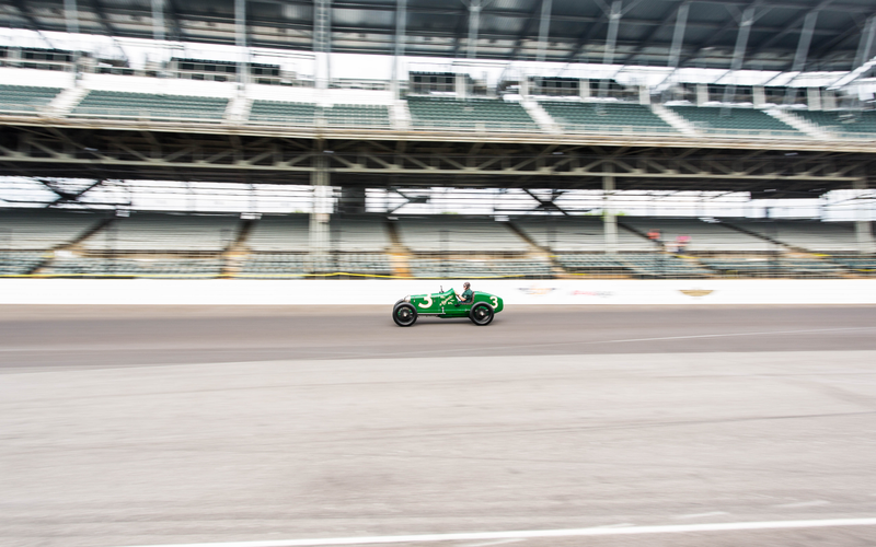 Illustration for article titled Check Out The Wild Vintage Race Cars That Came Out For The Indy 500